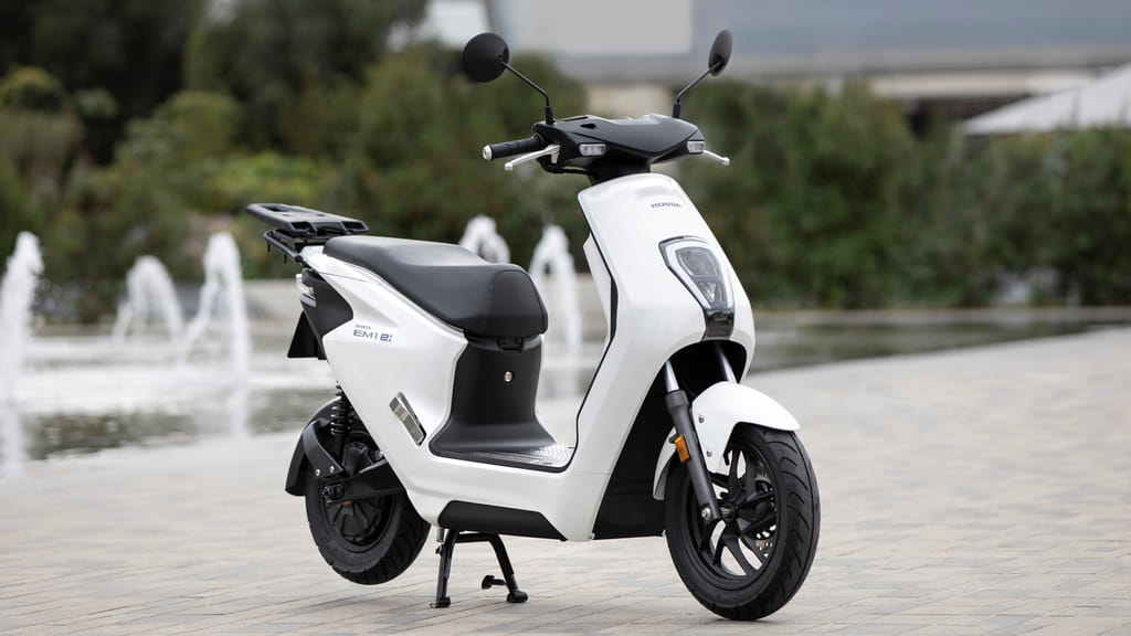 Honda Ube   Xe máy năng lượng điện 2023