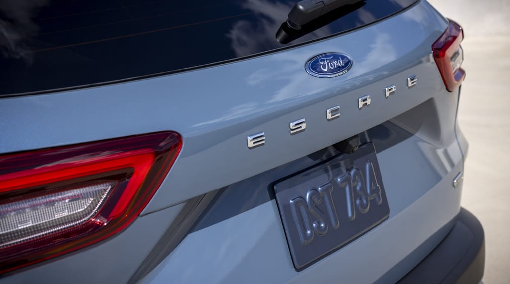 xedoisong_ford_escape_2023-(4).jpg (46 KB)