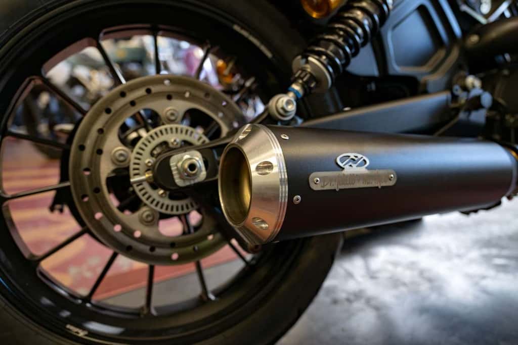 xedoisong-indian-scout-rogue-hardnine-choppers--23-.jpg (44 KB)