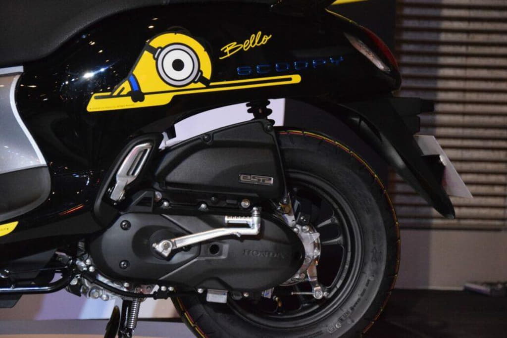 xedoisong_honda_scoopy_minion_limited_edition--4-.jpg (65 KB)