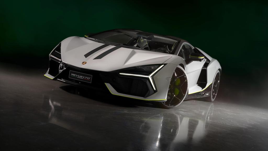 Siêu xe Lamborghini Revuelto bổ sung bản đặc biệt tới từ bộ phận cá nhân hoá Ad Personam